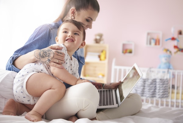 Career-Jobs-Working-With-Babies