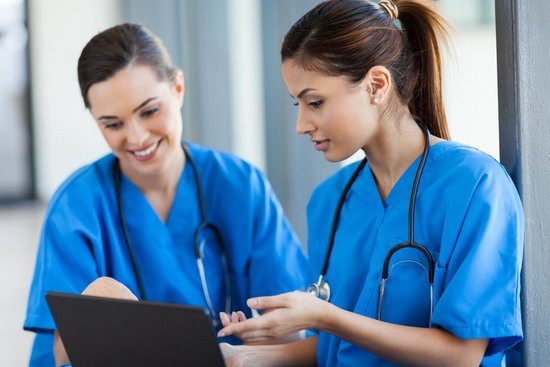 online rn to bachelor of science in nursing degree programs in New York, NY