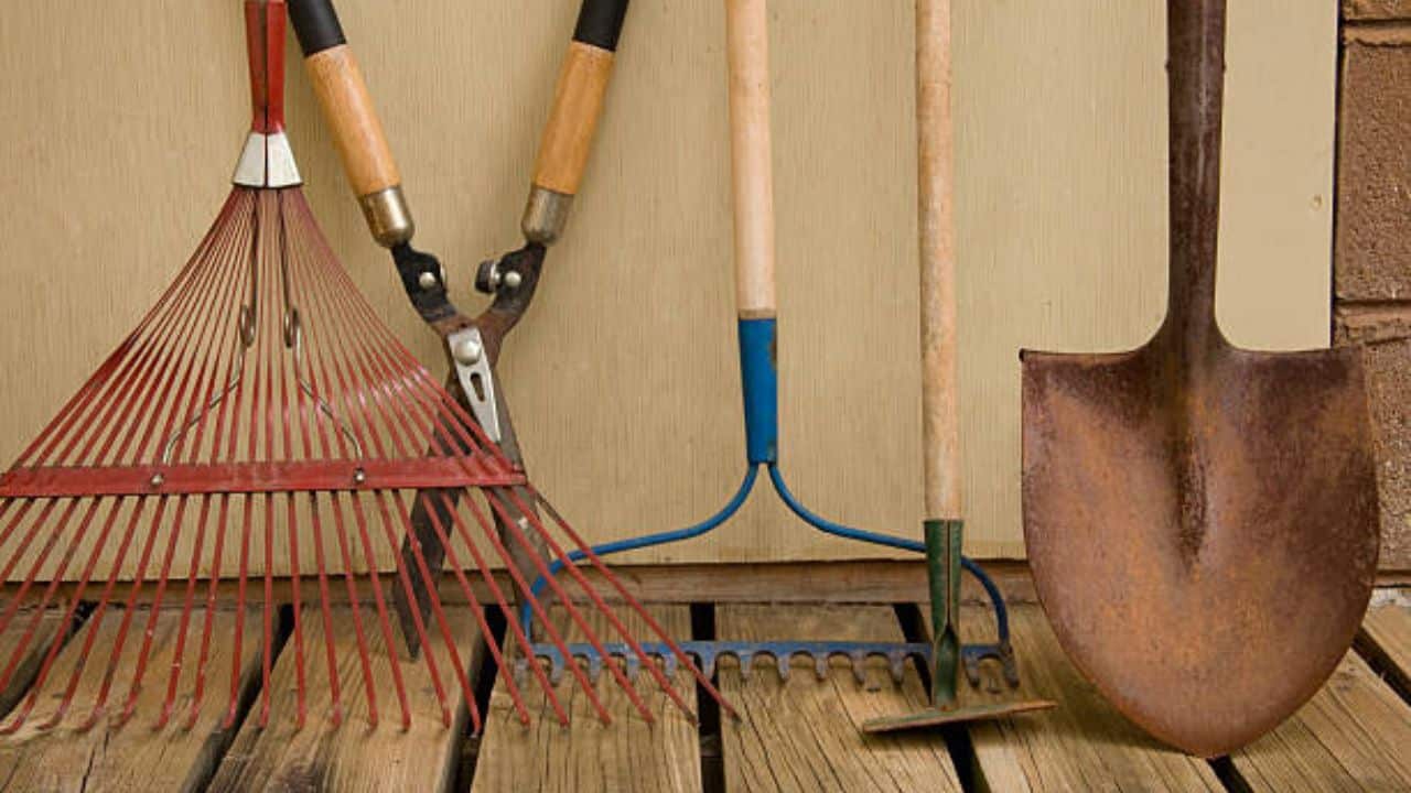 Best-Tools-for-Tilling