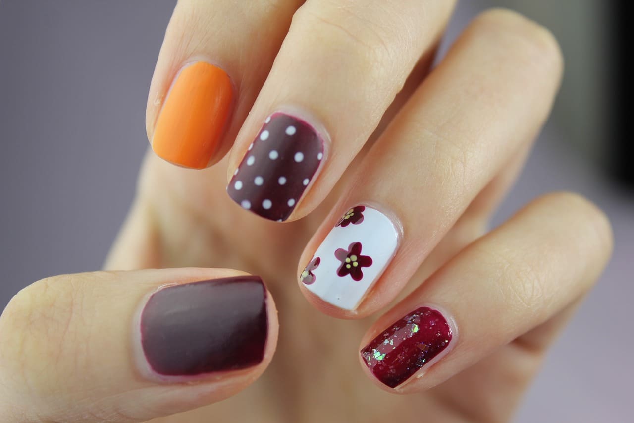 best nail tech schools in Woodruff WI