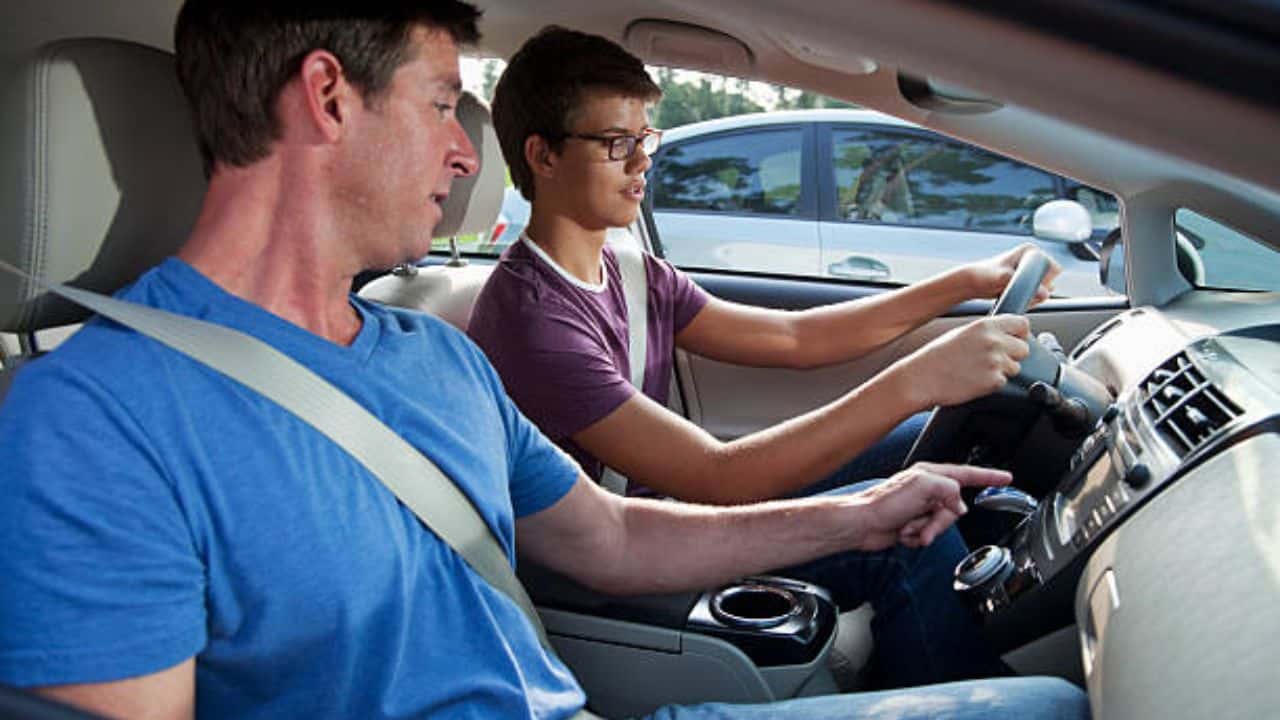 Best Driving Schools in Lakewood